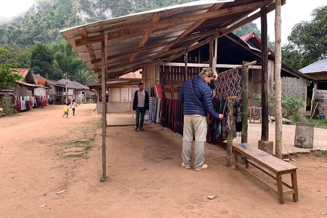 1 Day Nong khiaw to Weaving Village Mung Ngoi and Kayaking - Where does kayaking fit into the day?