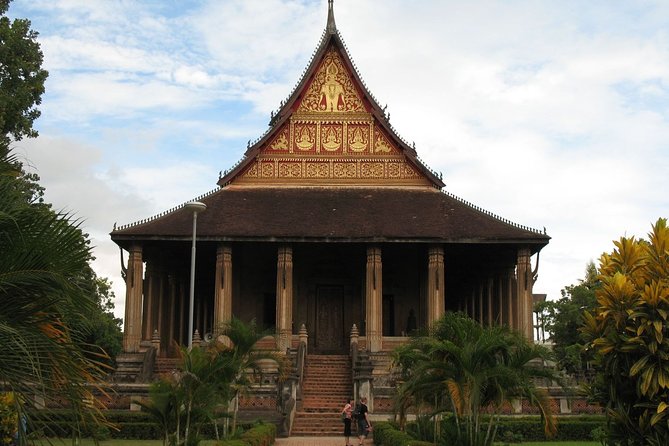 A Full Day in Laid-Back Vientiane - Patuxai, the Lao answer to Paris’s Arc de Triomphe