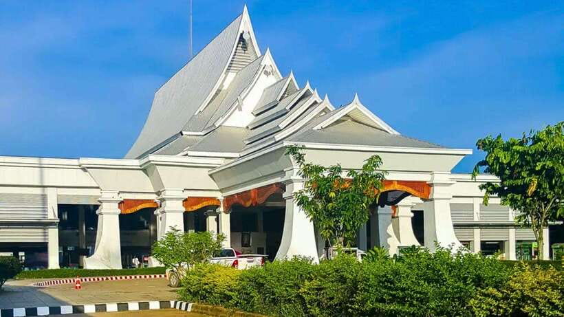 Chiang Rai: 2-Day Transfer to Luang Prabang by Slow Boat - Crossing Friendship Bridge No. 4