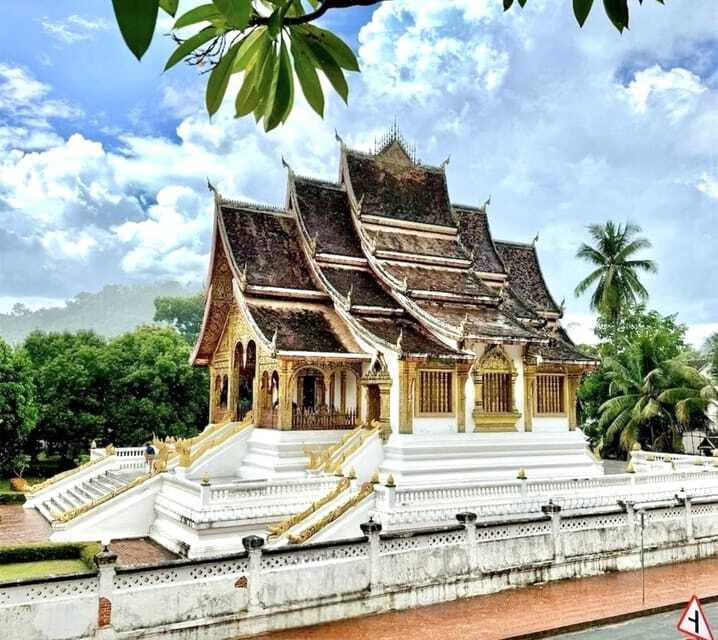 Classic tour in Luang Prabang - Kuang Si Falls: the day’s outdoor reward