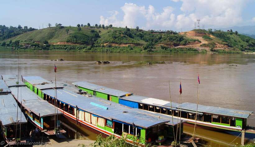From Chiang Rai : 2 Day 1 Night Slow Boat to Luang Prabang - What Pakbeng Is Like Overnight
