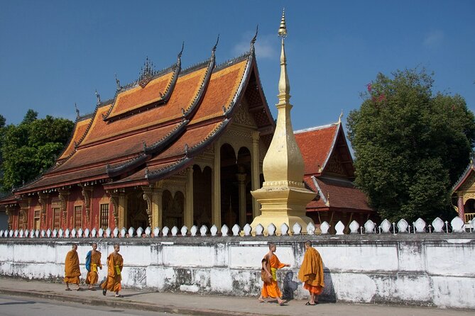 Full-Day Luang Prabang Highlights Tour Including Kuangsi Waterfall - A typical Lao lunch between sightseeing stops