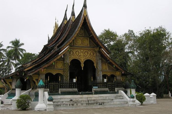 Guided Exploring Luang Prabang Full-Day Tour - Wat Mai, Wat Sensoukarahm, and the city’s golden details