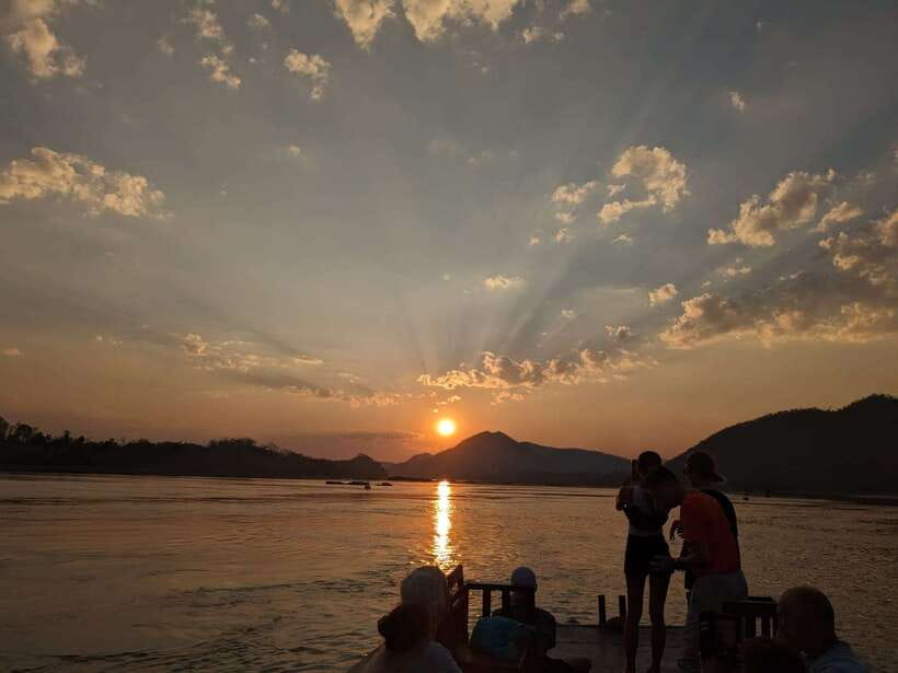 Half Day Mekong Cruise to Pak Ou Caves (Morning / Afternoon) - Morning Cruise: A Cooler Ride Up the Mekong