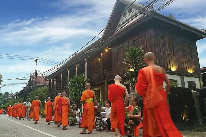 Half-Day Travelling Laos from Luang Prabang - The final ride back into central Luang Prabang