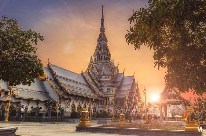 Half-Day Travelling Laos from Luang Prabang - Group size, comfort, and practical planning