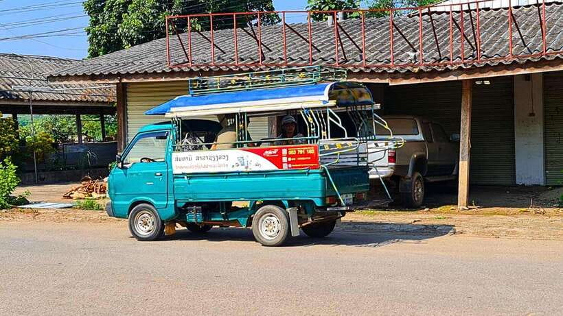 Luang Prabang: 2D Transfer to Huay Xai by Slow Boat - The Laos and Thailand border needs careful planning