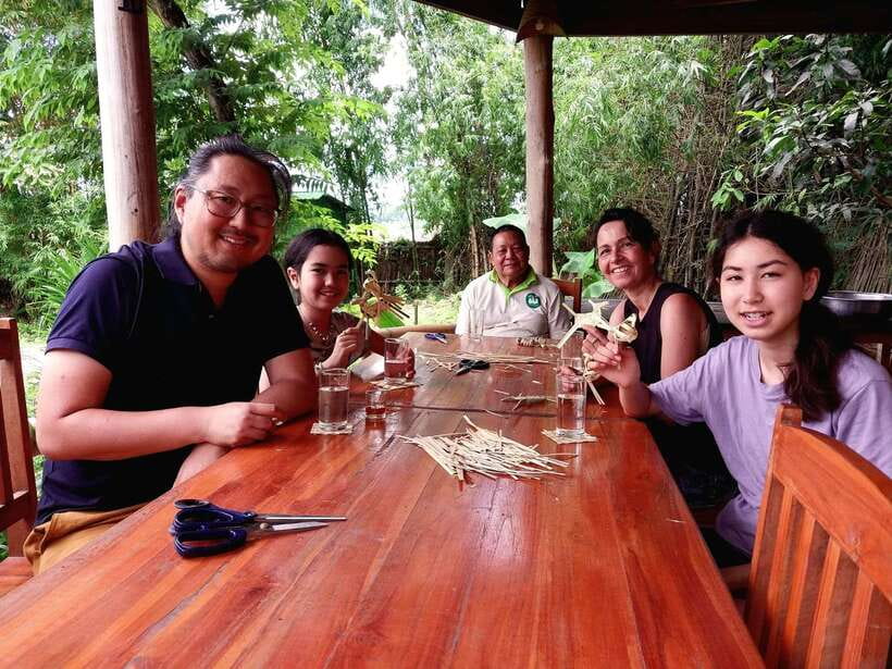 Luang Prabang: Bamboo Weaving Workshop & Cooking Class - Making a mat from raw bamboo strips