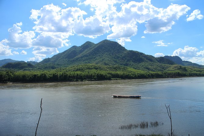 Luang Prabang: Cruise to Pak Ou Caves & Kuang Si Waterfalls - The guide can make or break the day