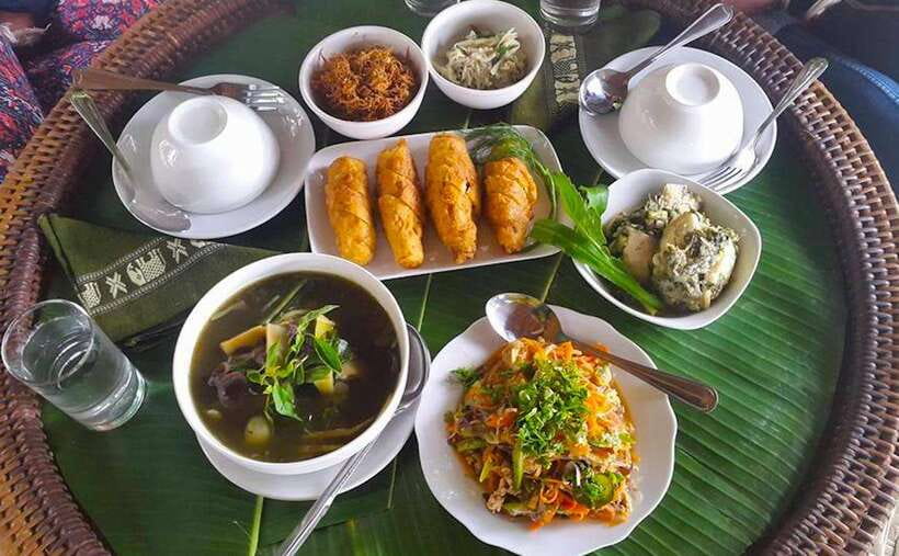 Luang Prabang: Evening Cooking Class & Local Baci Ceremony - The setting and the pace