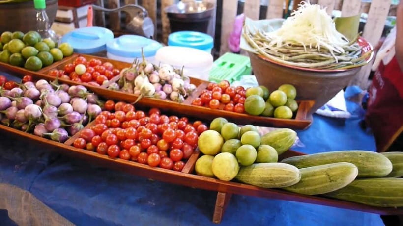 Luang Prabang: Foodie Walking Tour & Monk Blessing - What makes this Luang Prabang tour worth considering