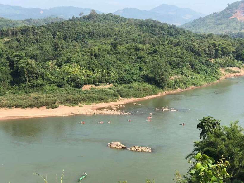 Luang Prabang: Kayak Tour to Pak Ou Caves - Paddling the Nam Ou through limestone country