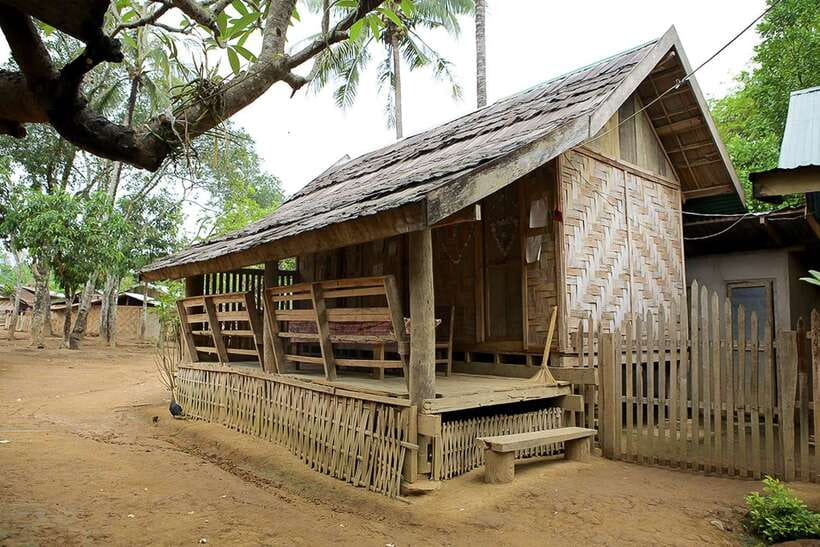 Luang Prabang: Mountain Trek & Local Villages Overnight Tour - Leaving Luang Prabang for the Longhut trail