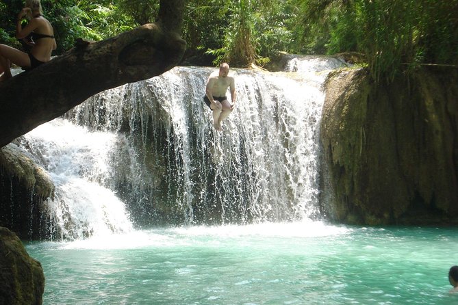 Luang Prabang Private Minivan - The five-hour half-day option