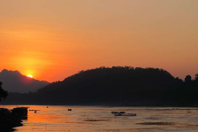 Luang Prabang: Private Must-See Sights and Mount Phousi Tour - Why this eight-hour Luang Prabang tour works