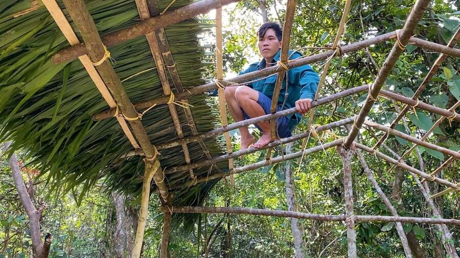 Luang prabang: Survival course in the primary forest. - Leaving Luang Prabang at 8:00 AM