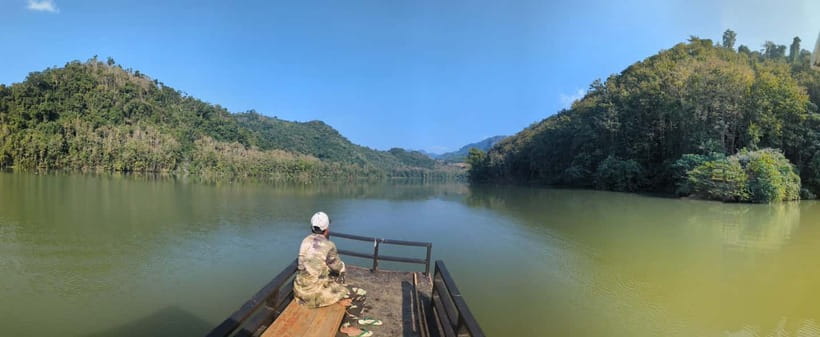 Luang Prabang to Nong Khiaw: River Cruise, Hike & Waterfall - Lao lunch served on the boat