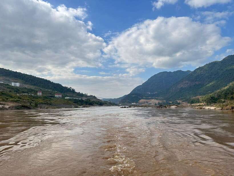 Mekong Cruise to Pak Ou Cave & Kuang Si Waterfall with Lunch - Entering The Pak Ou Caves