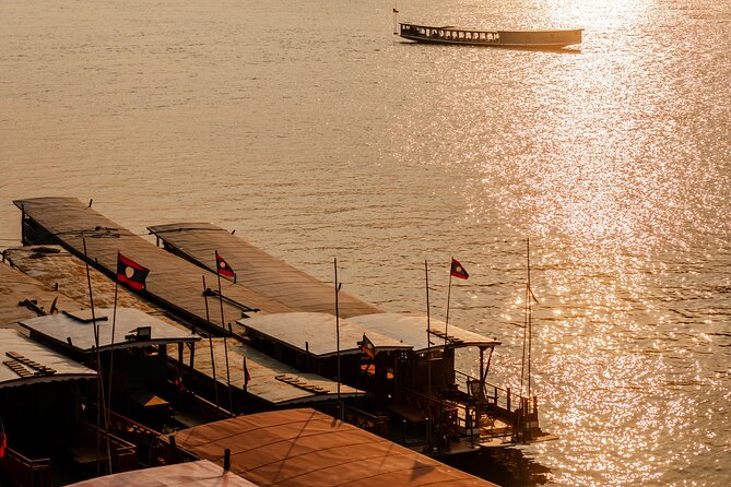 Mekong Meals Food Tour with 15+ Tastings - The main feast: grilled meat, fish, salad, and noodles