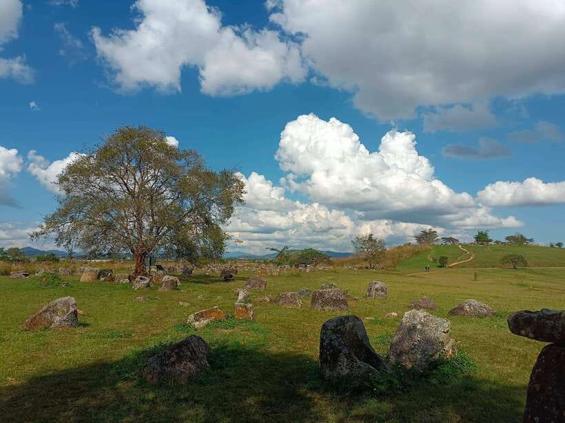 Plain of jars private tour - Wat Hai Heen and the return to Phonsavan