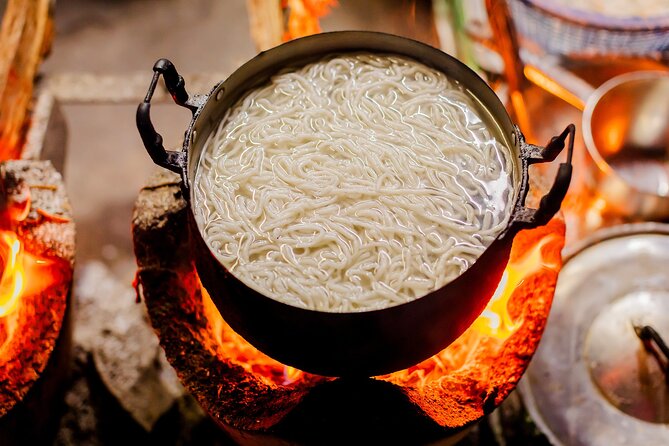 Prabang Plates Food Tour with 15+ Tastings - How the 15-plus tastings work in practical terms