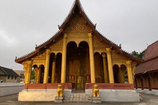 Private Full-Day Luang Prabang City Tour - The Night Market Provides a Relaxed Finish