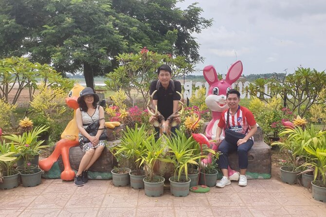 Private Full Day Vientiane City Tour - Lunch, transport, and the value of a private day