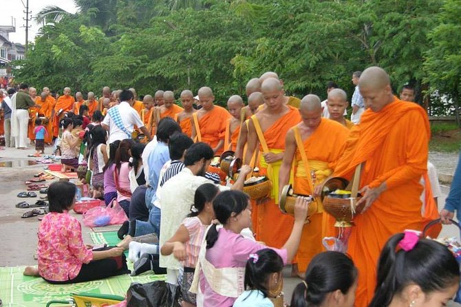 Private Tour: Half-Day City Tour of Luang Prabang - Starting in Luang Prabang’s old quarter