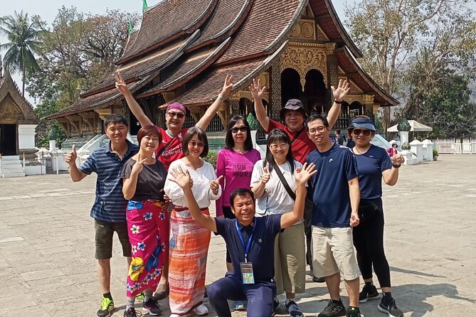 Small Group Half Day Luang Prabang city tour - The morning market near the Royal Palace
