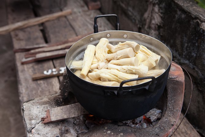 Traditional Market Tour and Private Laotian Cooking Class with a Local - From market basket to local kitchen