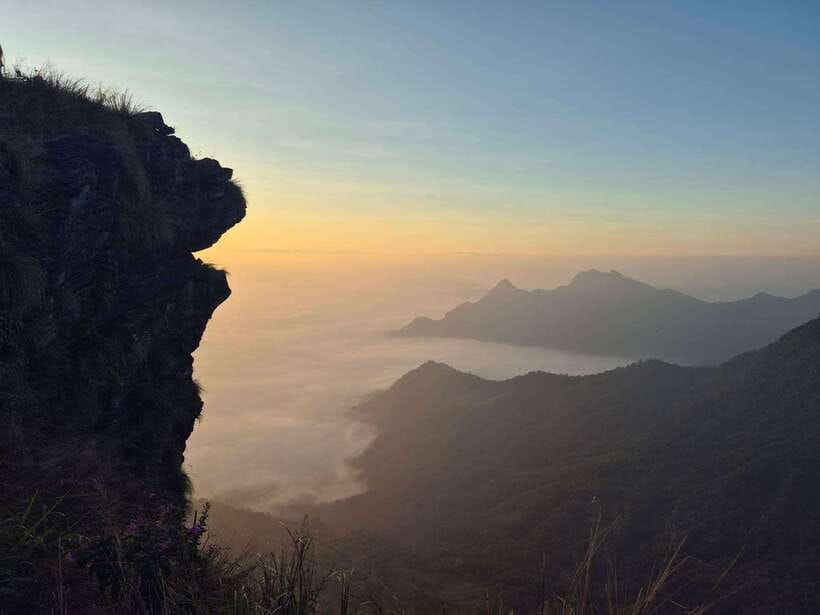 Transfer : wonder full Sunrise and landscape at Phu Chifa - Why Phu Chi Fa is worth the early alarm