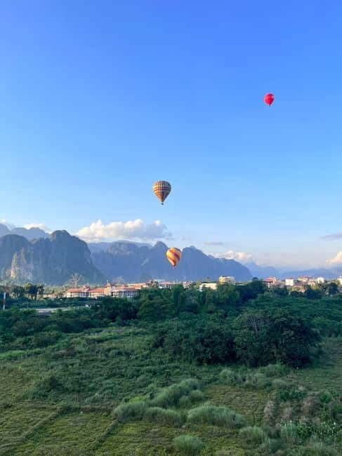 Vang Vieng: Hot Air Balloon Ride with City Hotel Pickup - What happens during the 30-minute balloon flight
