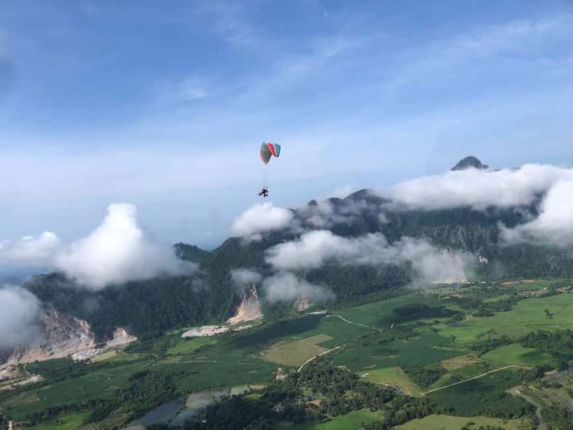 Vang Vieng: Paragliding Experience with Hotel Pickup - Why This Flight Fits Vang Vieng