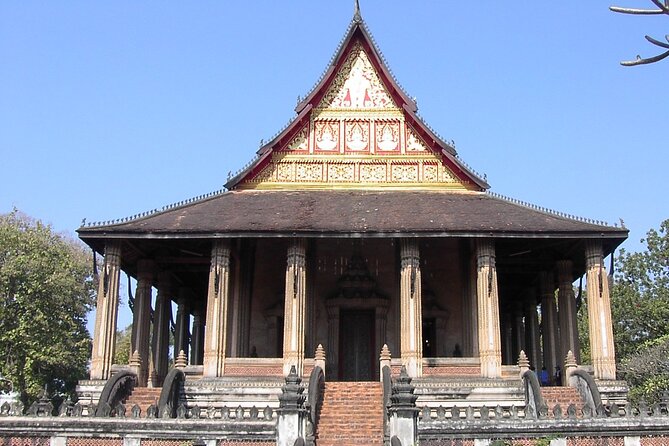 Vientiane City Day Tour and Buddha Park Visit with Lunch | Laos - Pha That Luang, the gold stupa of Laos