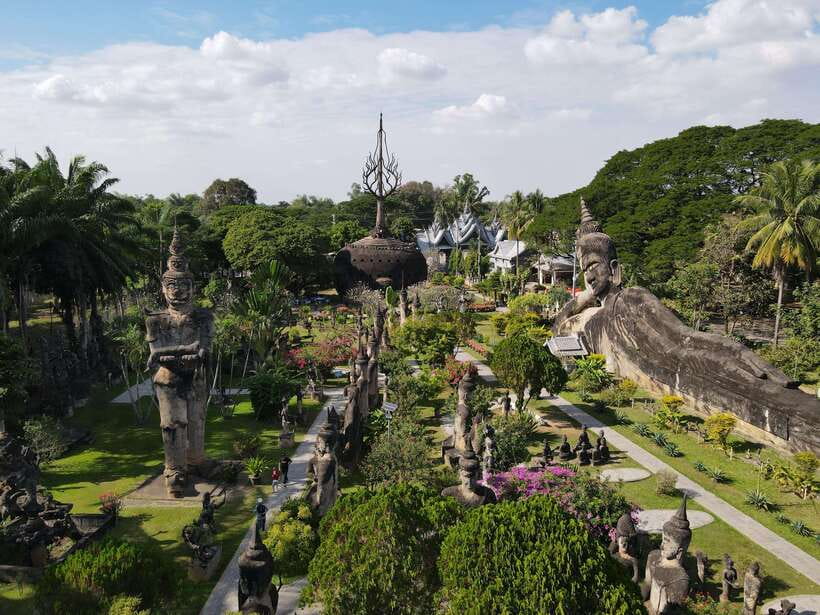 Vientiane City Highlights Tour with Buddha Park & Lunch - Wat Prakeo and the former royal temple