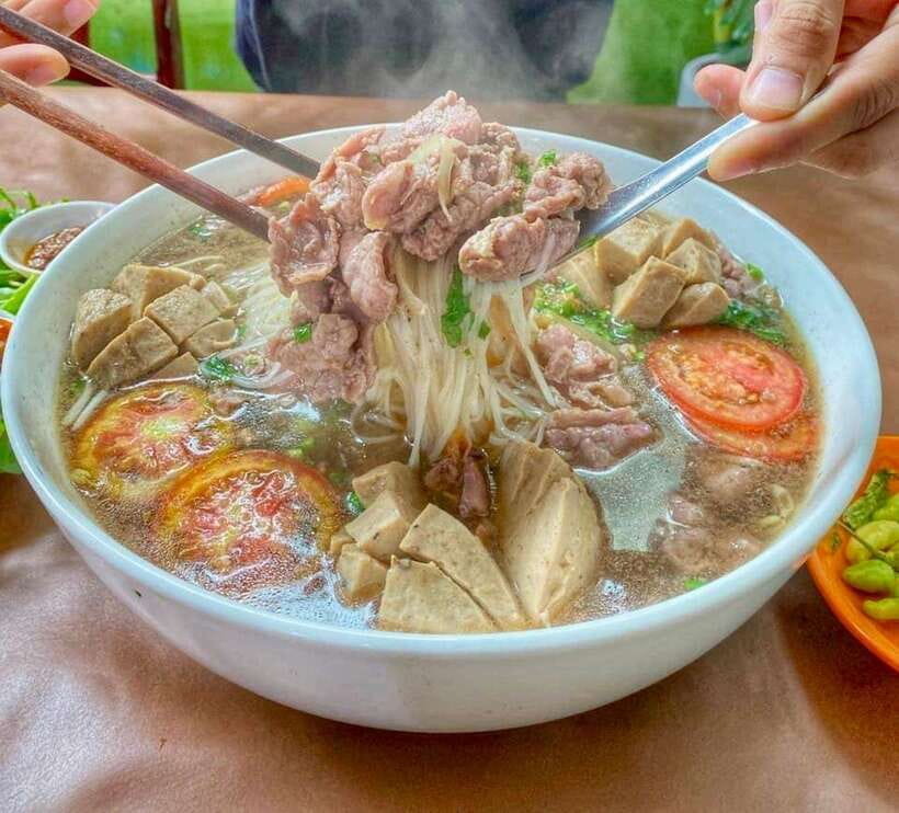Vientiane classic Food tour ( Included Food ) - Why this four-hour tour works well