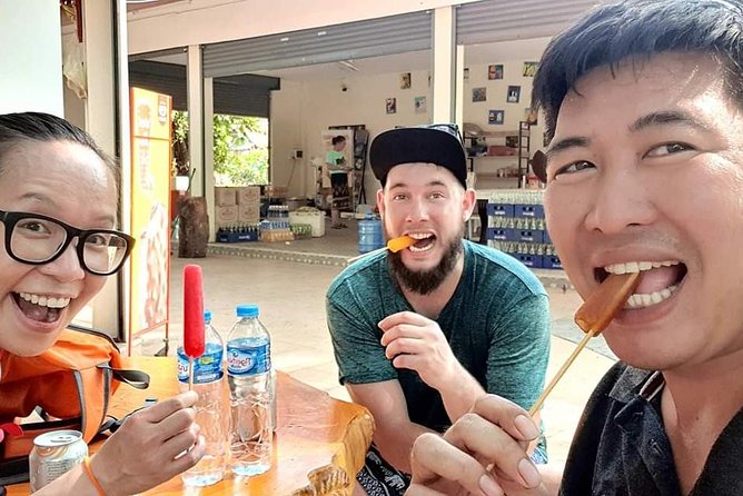 Vientiane Cultural Tour with Private Guide - A brief look at the Presidential Palace