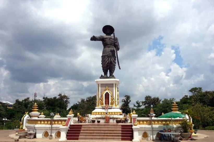 Vientiane: Half-Day City Tour - Morning or Afternoon - Patuxai for a wider city view