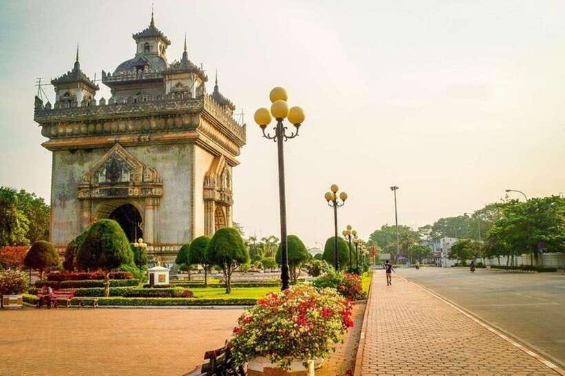 Vientiane : Private Custom Tour with a Local Guide - Why a private Vientiane walk makes sense