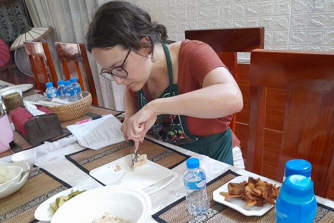 Vientiane Private Lao Cooking Class with Market Tour and Lunch - Who should book this experience?